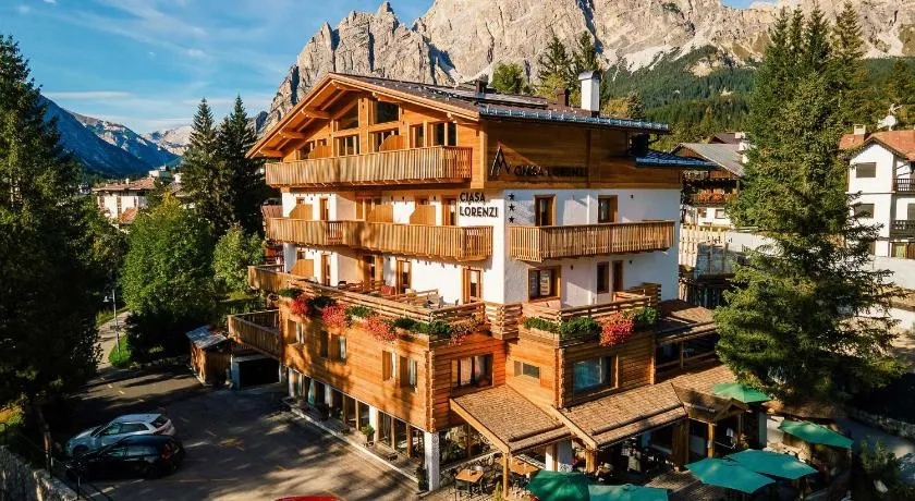 Hotel Ciasa Lorenzi - Image 1