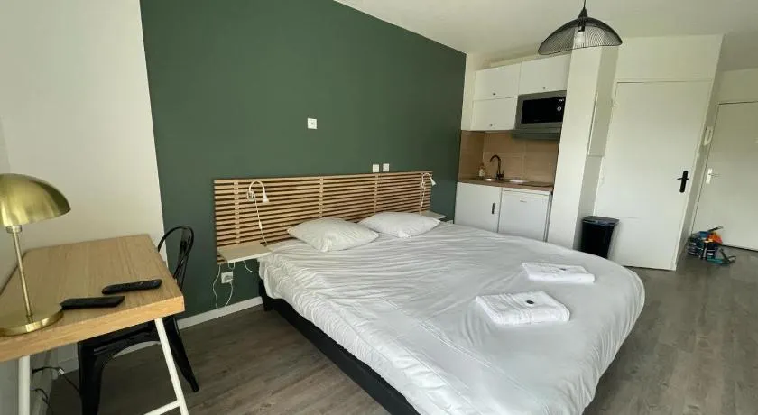 Bel appartement design tout confort (Parking Gratuit) à 10 minutes de Bordeaux - Image 1