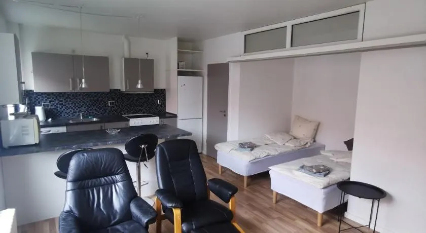 JR Apartments - Image 1