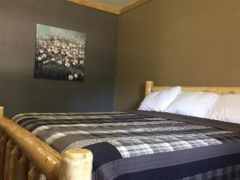 Big Horse Inn and Suites - Image 1