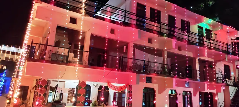 ASTHA GUEST HOUSE - Image 1
