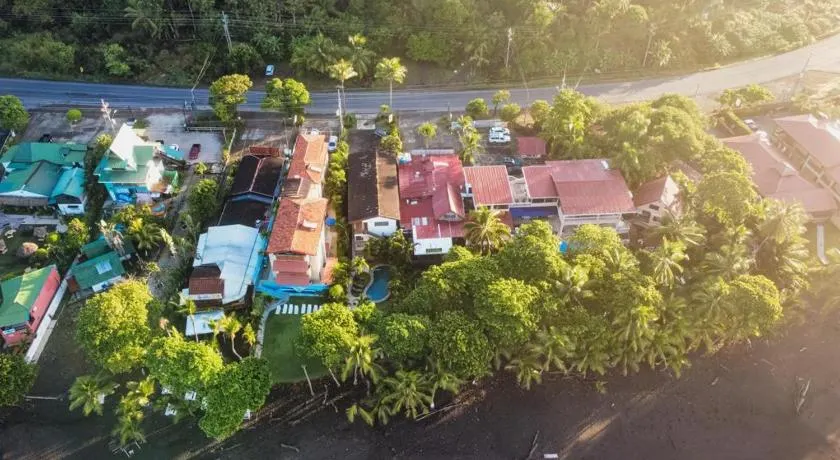 Surf Inn Hermosa - Image 1