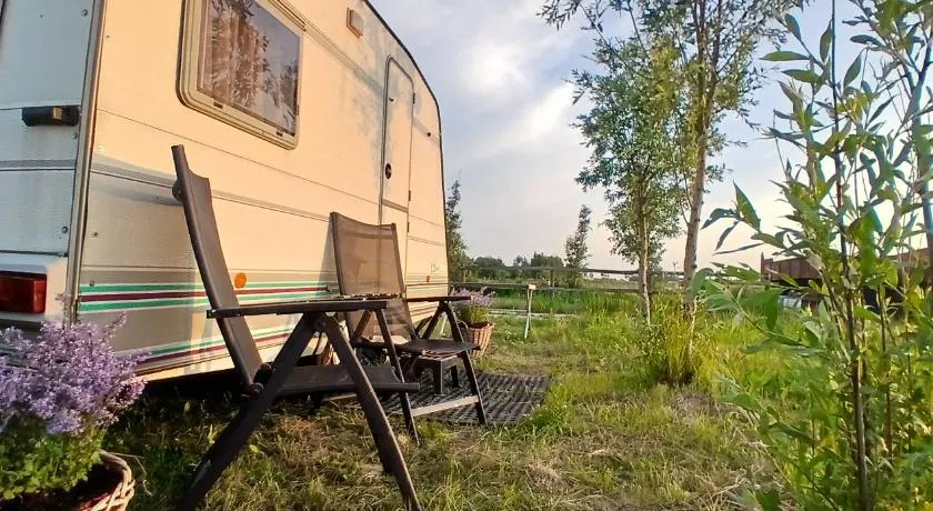 Stacaravan op de paardenboerderij Sneek - Image 1