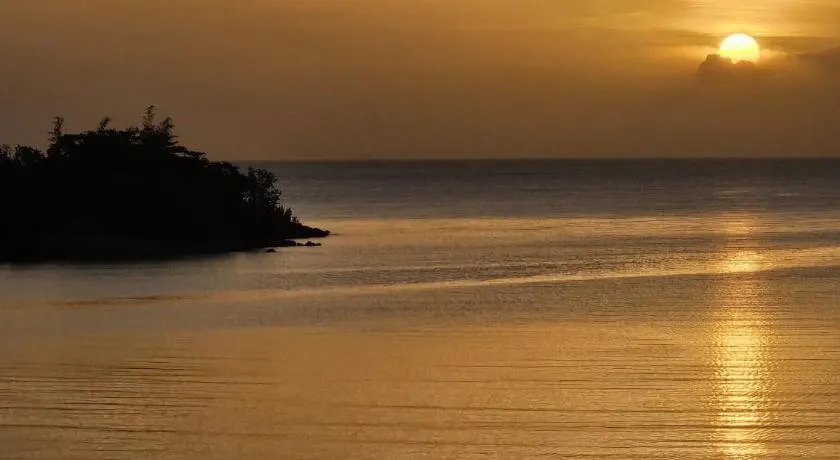Tina-Cay Sunset Escape - Image 1