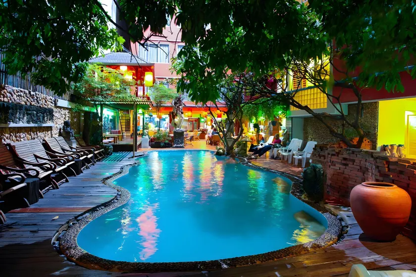 Villa Cha-Cha Banglumphu - Image 1