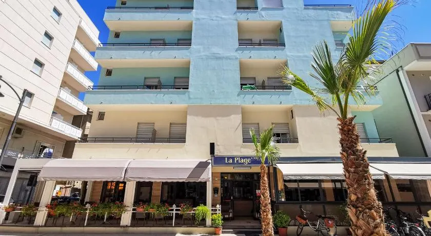 Hotel La Plage - Image 1