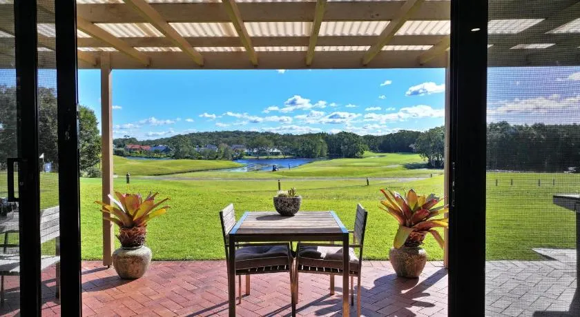 Perfect weekend getaway plus golf at your doorstep - Image 1