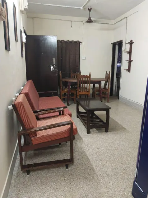 AHK4-2BHK+2WC Central Location - Image 1