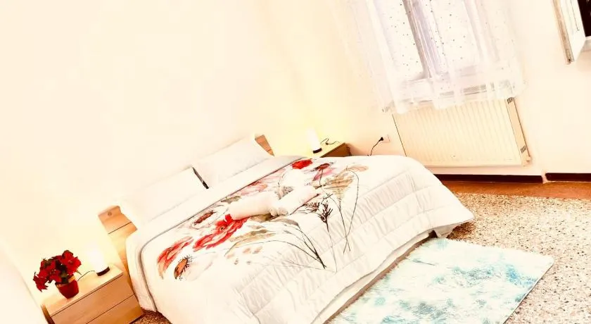 Vintage Villa - Image 1