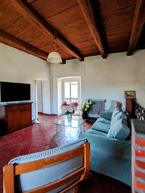 La Corte sul lago - Image 1