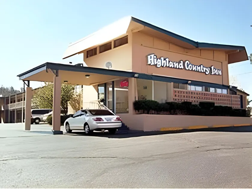 Highland Country Inn Flagstaff - Image 1