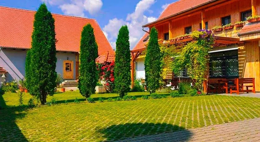 Pensiunea Keisd - Image 1
