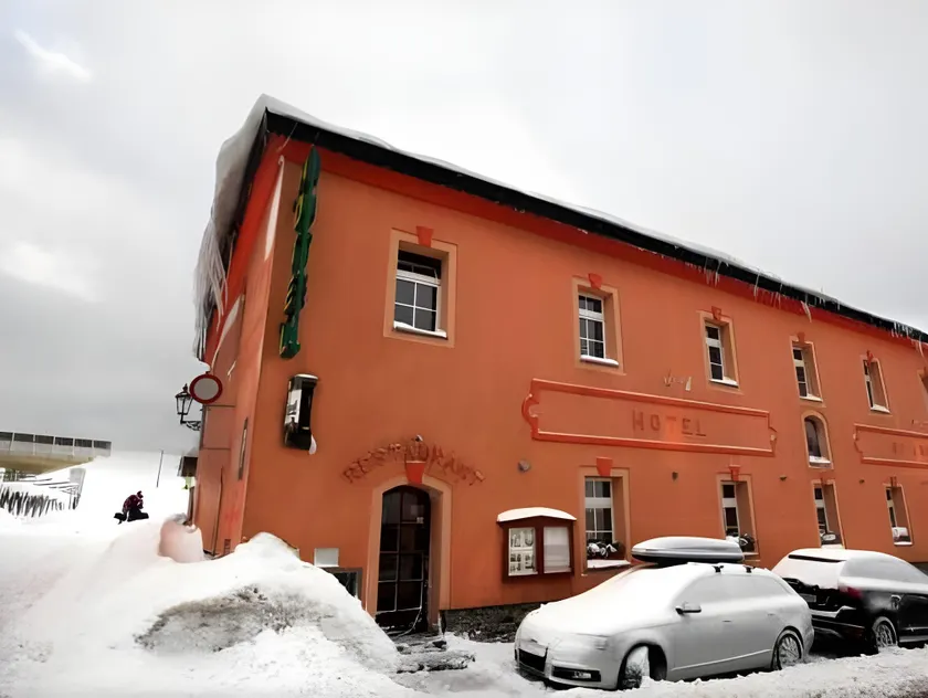 Garni Hotel St Anna - Image 1