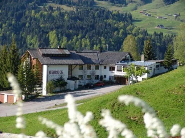 Gasthof Hotel IFENBLICK - Image 1