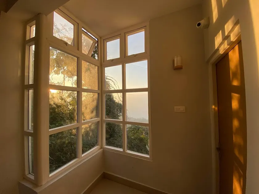 Oka Hotel - Image 1