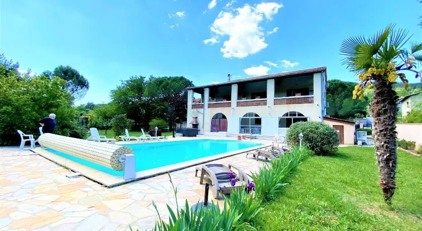 Gîte et chambre d'hôtes LE MERCOIRE, piscine chauffée en saison - Image 1