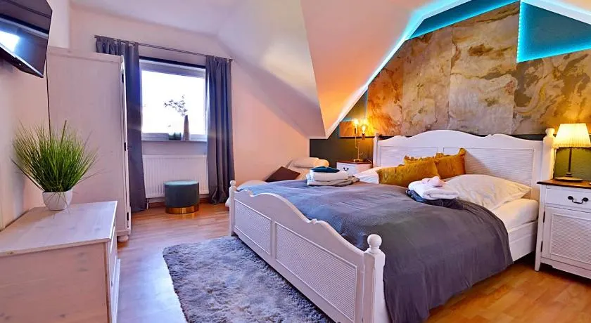 Ferienwohnung Am Wäldchen - Image 1