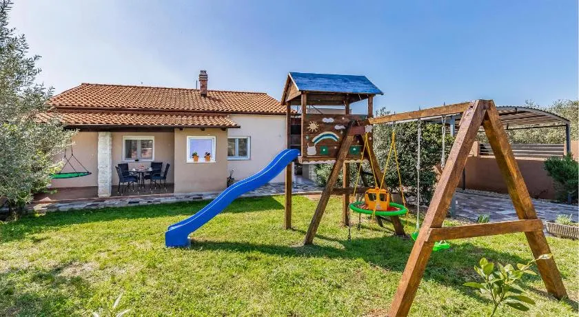 Amazing Home In Pula With Wifi - Image 1