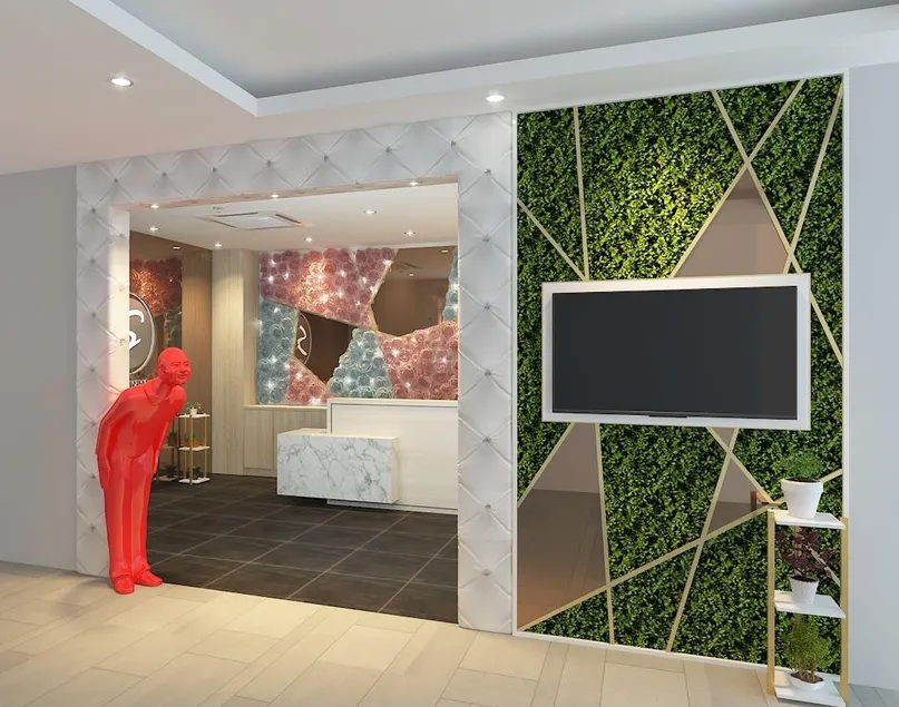 S Hotel - Image 1