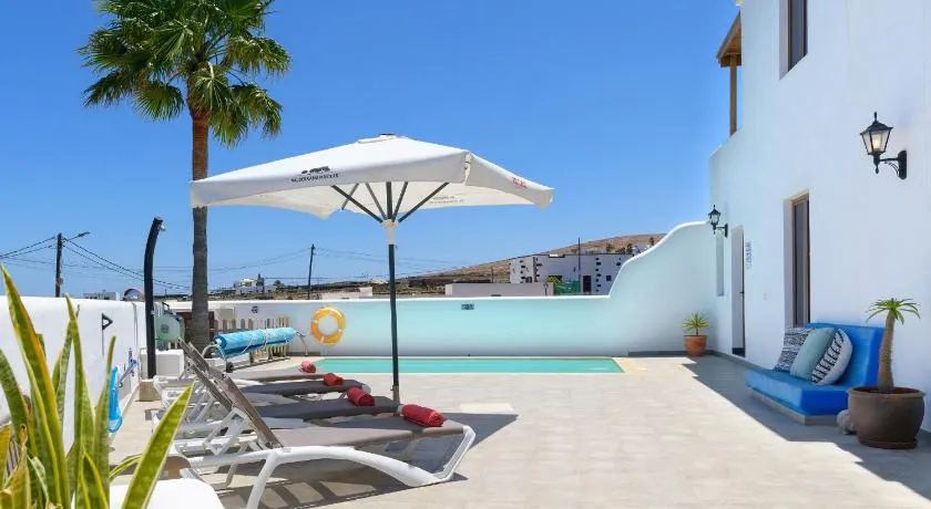N12 Blue, Casa El Patio - Image 1