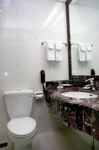 Qinglan Hotel - Image 1