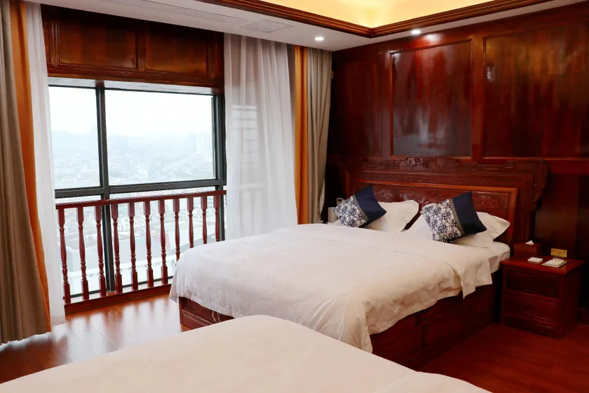 Xingyi Shaobin Classical Hotel - Image 1