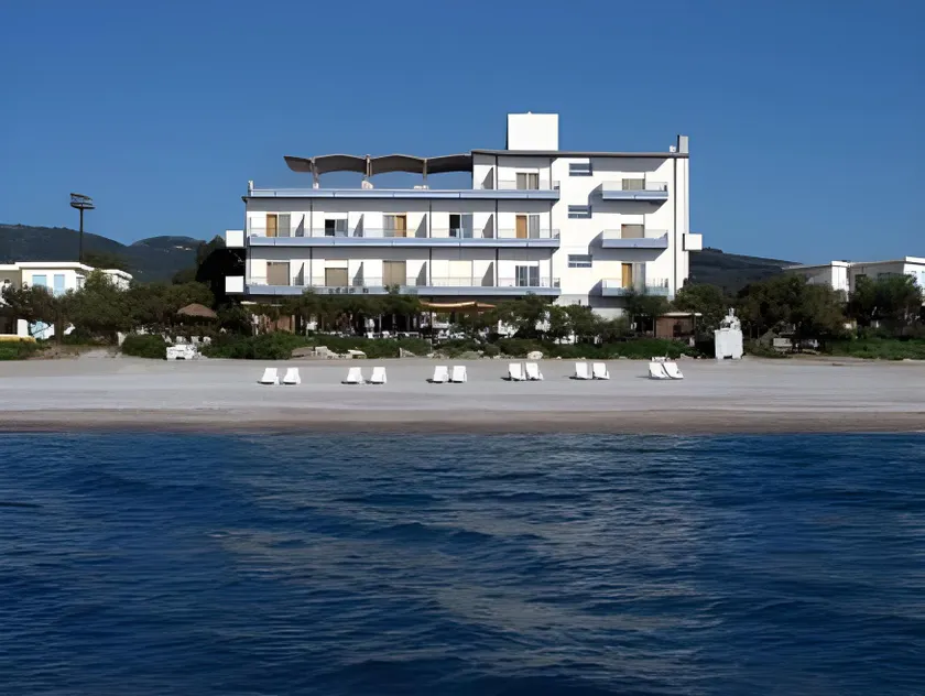 Capo Nettuno Hotel - Image 1