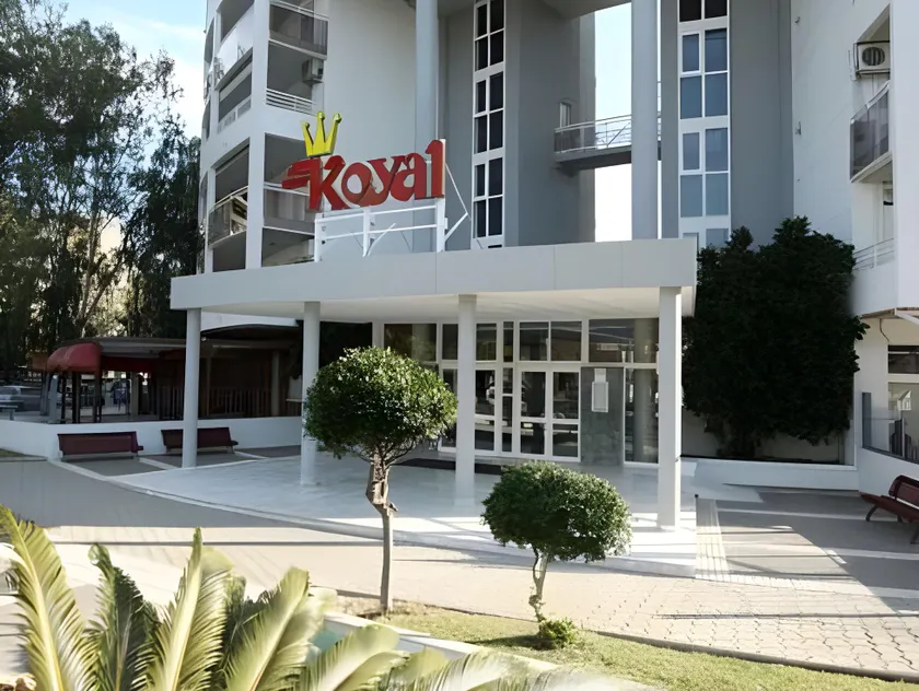 For a Stay Royal Center - Image 1