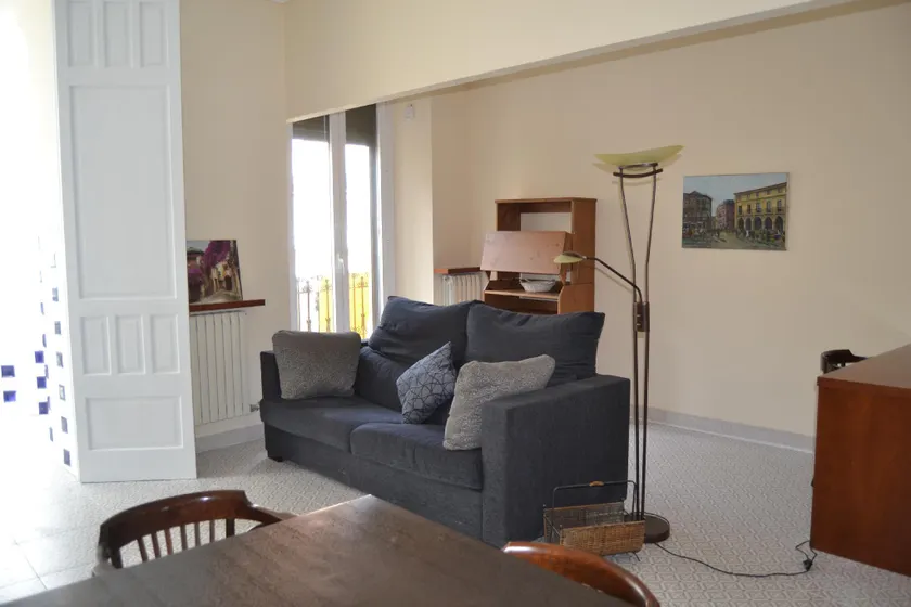 Placido Apartment Manresa - Image 1