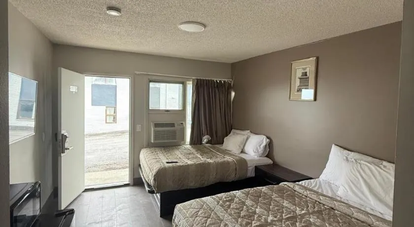 Monte Mario Motel & Efficiency - Image 1