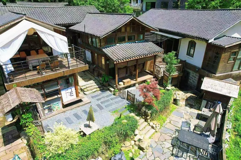 Huidu Yishe · Panxi Homestay (Meiling Shenlongtan) - Image 1