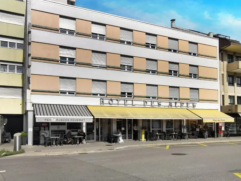 Hotel des Alpes Bulle center - Image 1