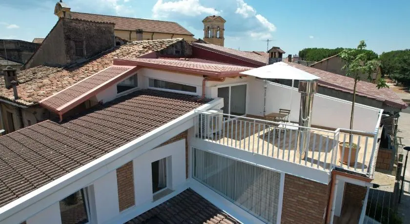 Rosa's House - Image 1