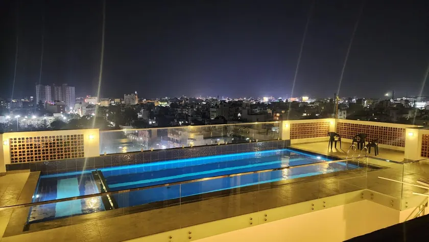 HOTEL TAMIZH GRAND - Image 1