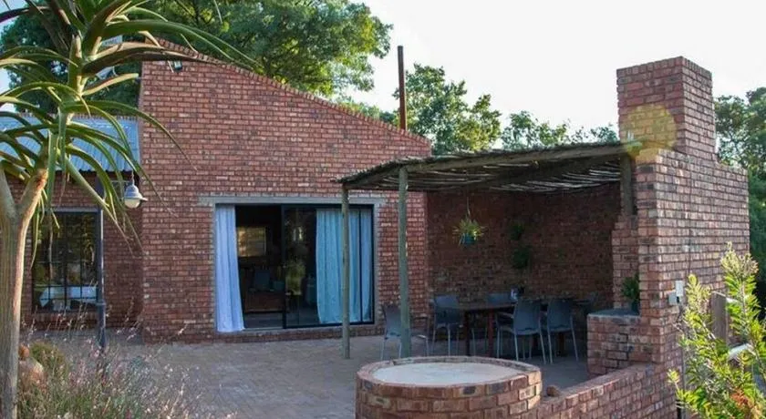 East of East Guest Cottage - Image 1