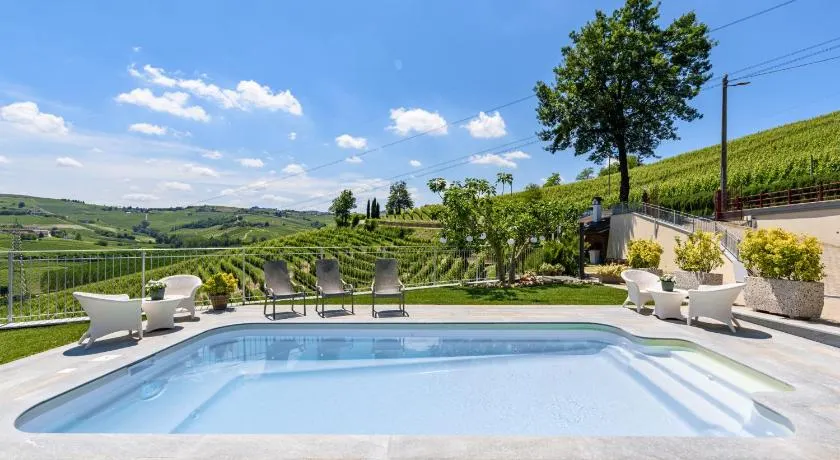Villa Edy Barbaresco con piscina per gruppi e famiglie - Image 1