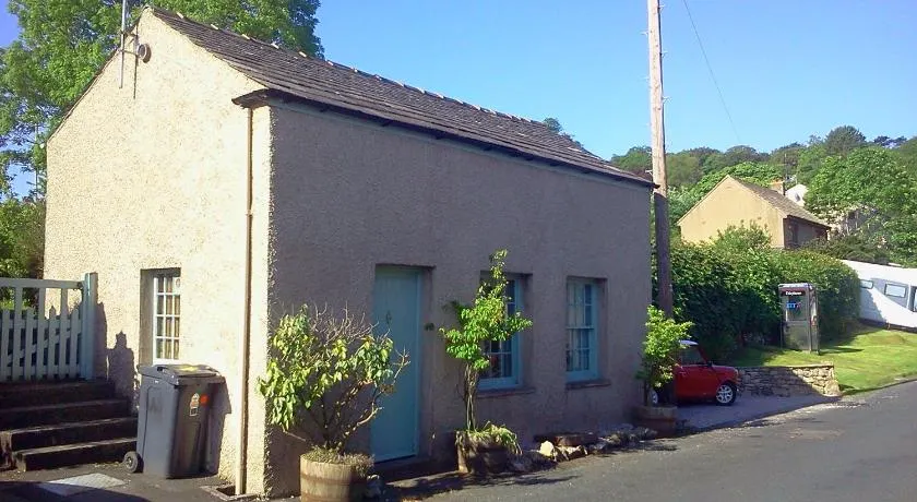 Cottage - Sleeps 4 - Pets Ok - Garden - Parking - Image 1