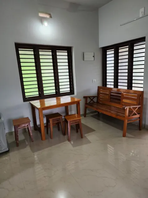 Padua Building - Image 1