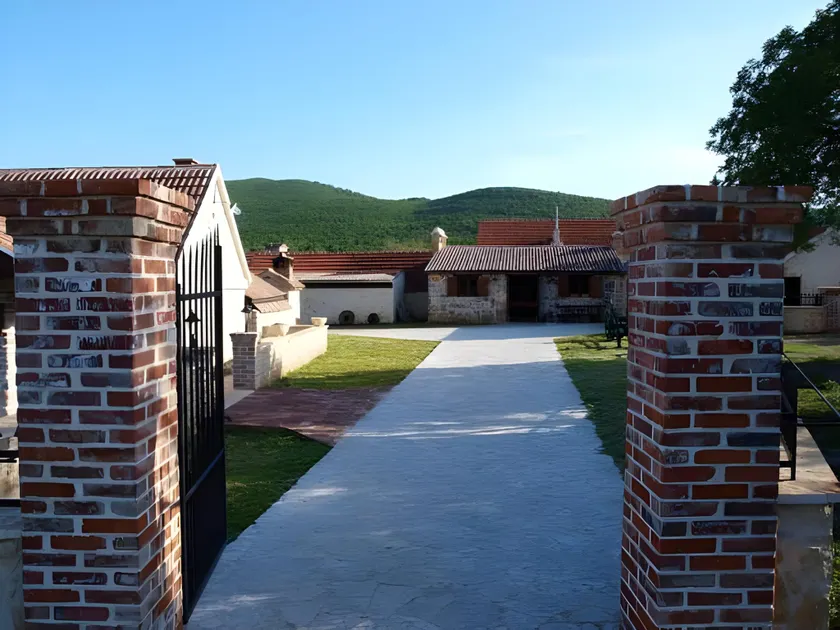 Micanovi Dvori Mobile Home Village Zrmanja - Image 1