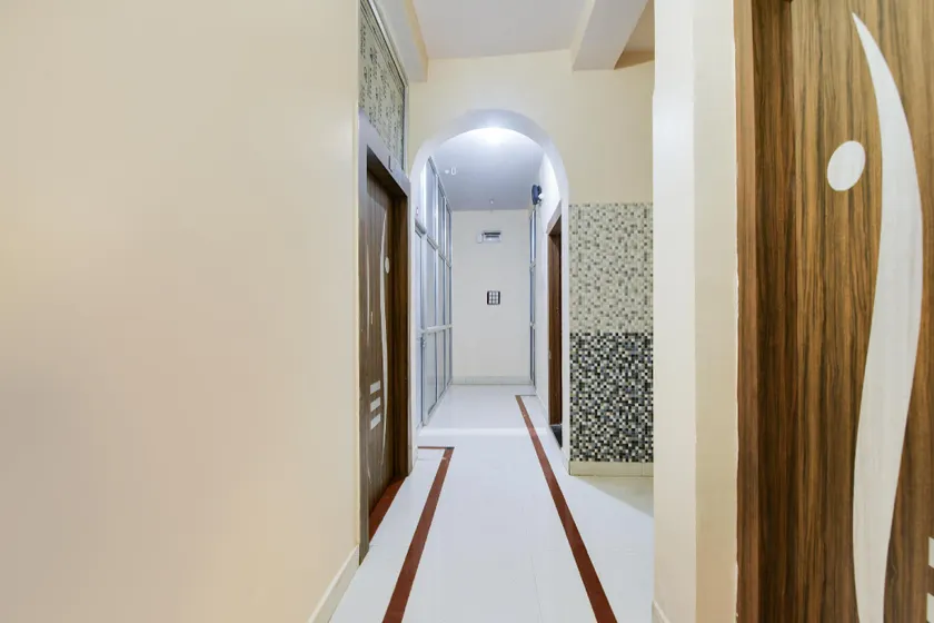 Hotel O Rudraksh Inn - Image 1