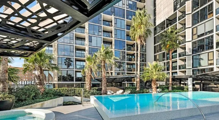 Modern 2BR, Swimming Pool, Gym & Parking - Image 1