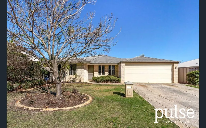 The Roses - 3 bedroom, 2 bathroom home for rent. - Image 1