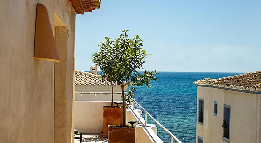 Blue Sardine Hostal Boutique Altea - Image 1