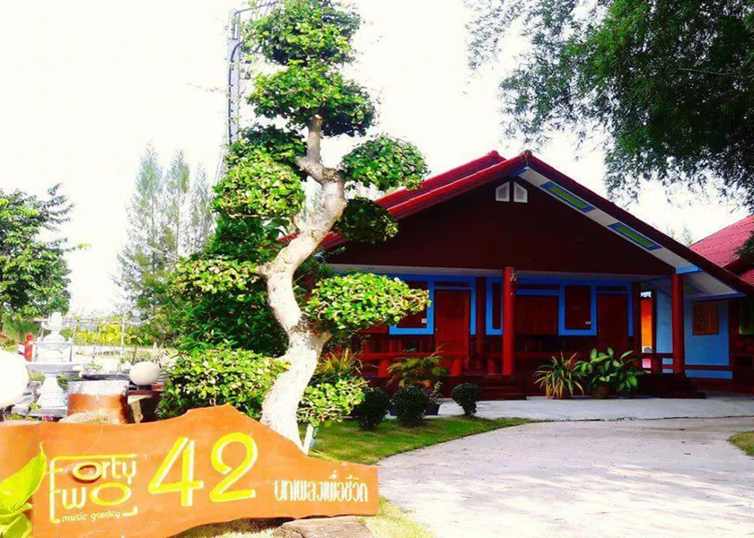 42 Somwang Resort - Image 1