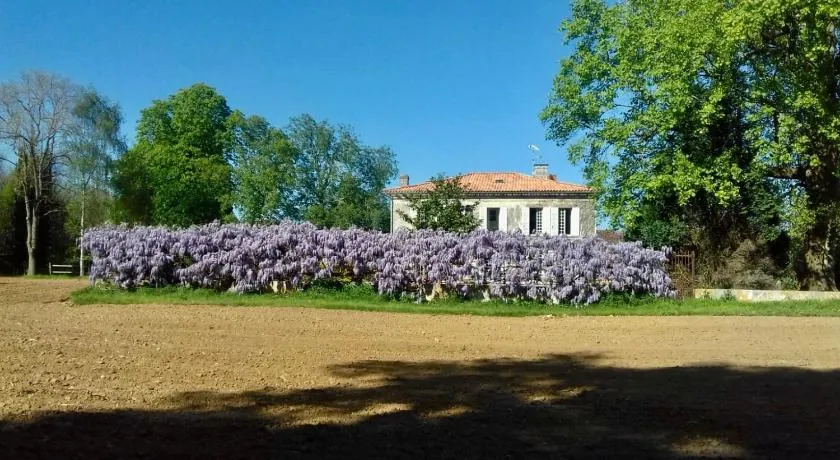 Chez Savary - Image 1