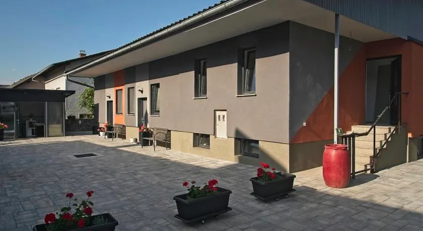 Apartments Drevi - Image 1