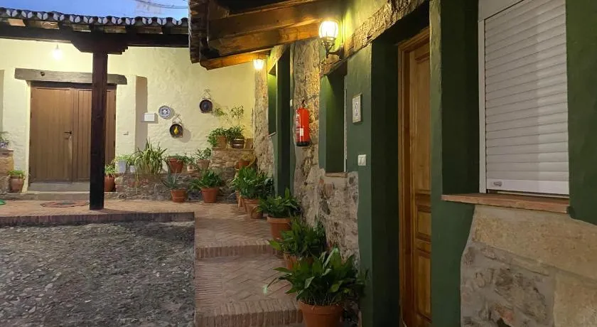 CASA RURAL EL OLIVO - Image 1