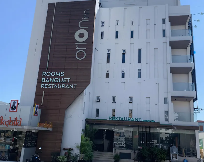 Hotel Orion Inn - Image 1