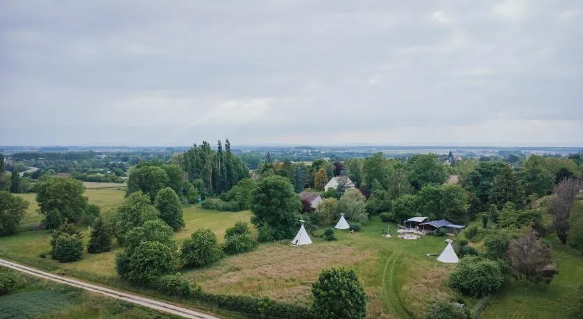 Tipi Nature Bien-être - Expérience Insolite Tout Confort - Image 1