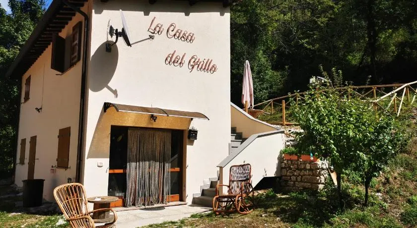 LA CASA DEL GRILLO - Valle del Menotre - Rasiglia - Image 1